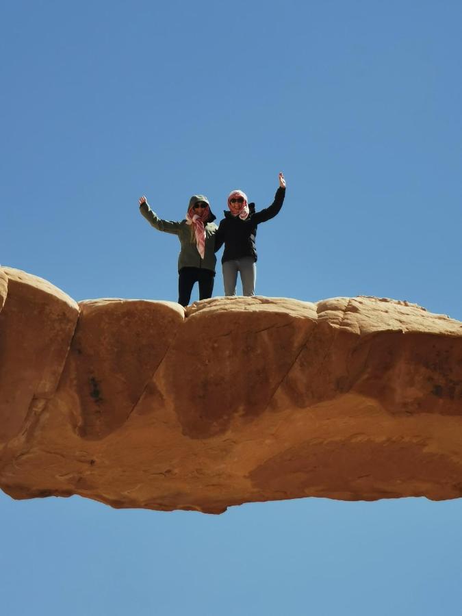 Rum Titanic Wadi Rum Extérieur photo