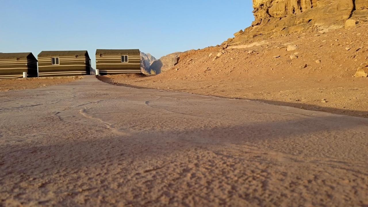 Rum Titanic Wadi Rum Extérieur photo
