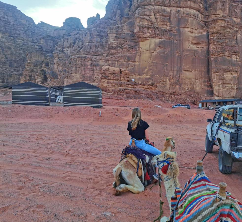 Rum Titanic Wadi Rum Extérieur photo