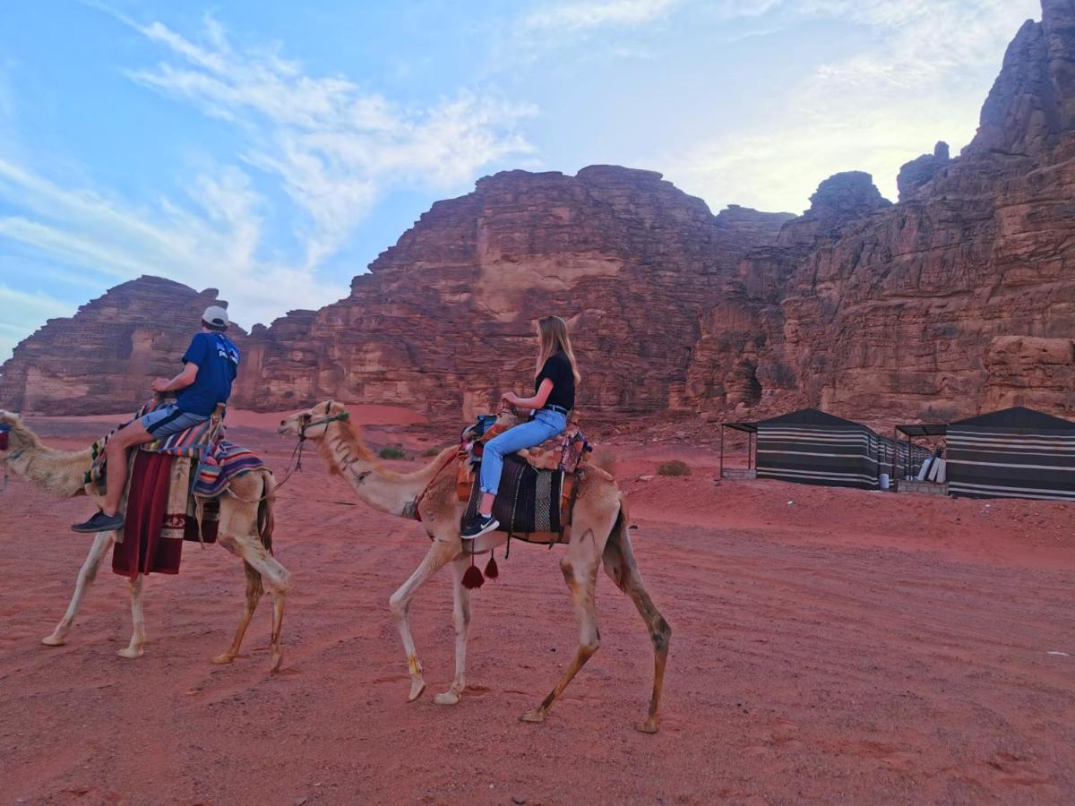 Rum Titanic Wadi Rum Extérieur photo